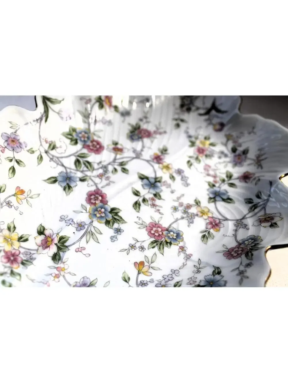 Vintage Andrea by Sadek Corona Large Leaf Tray, Pastel Floral on White